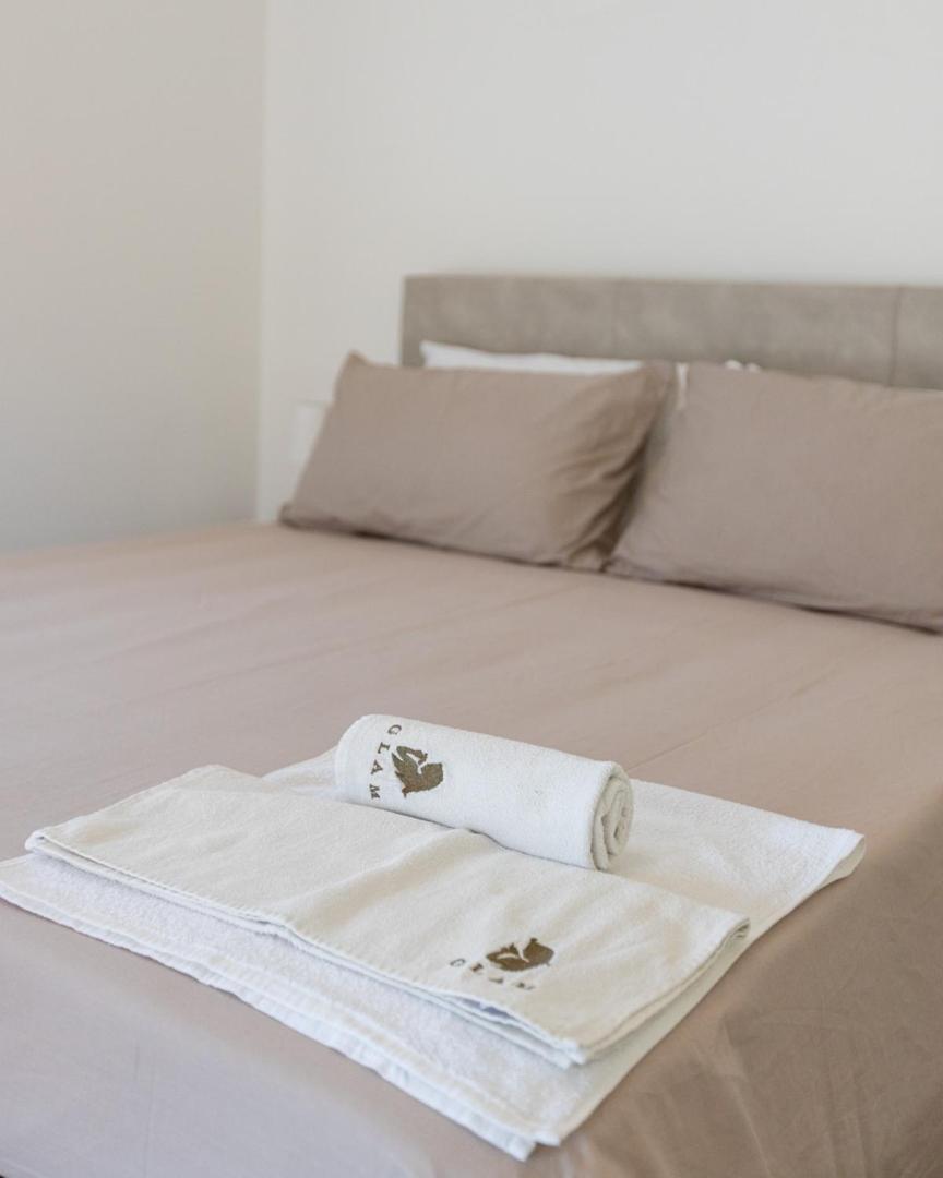 Casa Glam Gavirate - Ixihome Bagian luar foto