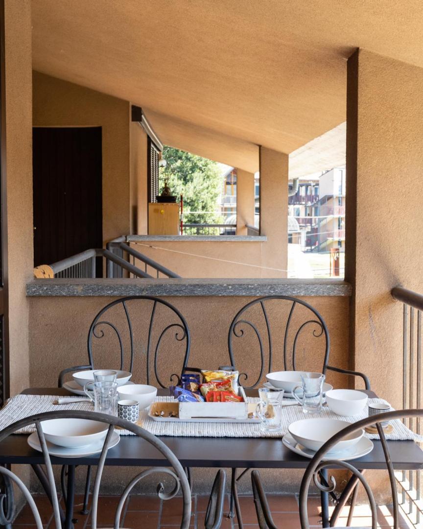 Casa Glam Gavirate - Ixihome Bagian luar foto